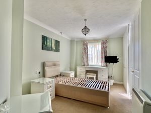 Bedroom- click for photo gallery